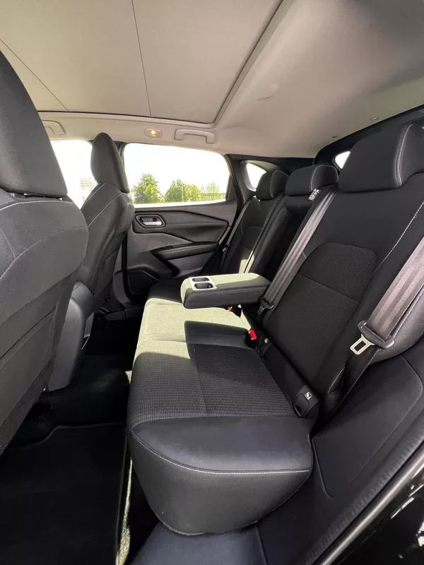 Nissan Qashqai 1.3T 103kW ACC Panorama DPH - foto 18