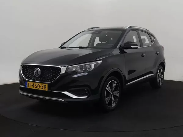MG ZS EV 105kW Luxury LED 44'000km!