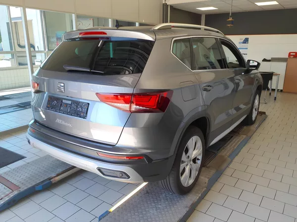 Seat Ateca 2.0TDI DSG 110kW Xperience DPH - foto 2