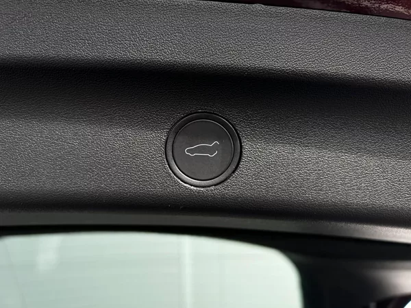 Tesla Model Y Performance 393kW FSD DPH TZ - foto 24