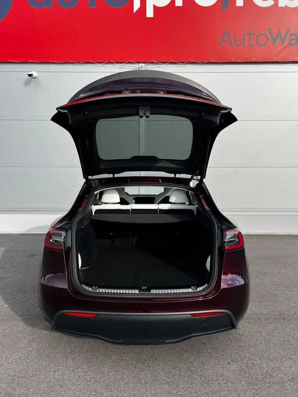 Tesla Model Y Performance 393kW FSD DPH TZ - foto 26