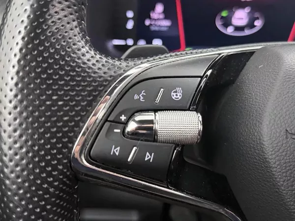 Škoda Kodiaq 1.5TSI DSG Sportline DPH TZ - foto 7