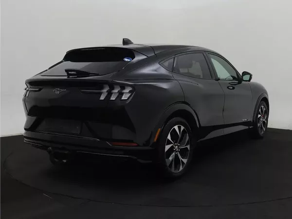 Ford Mustang Mach-E Extended RWD 98 kWh DPH TZ - foto 2