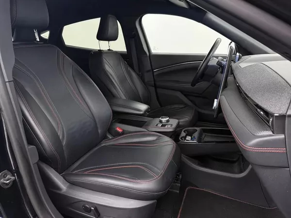 Ford Mustang Mach-E Extended RWD 98 kWh DPH TZ - foto 4