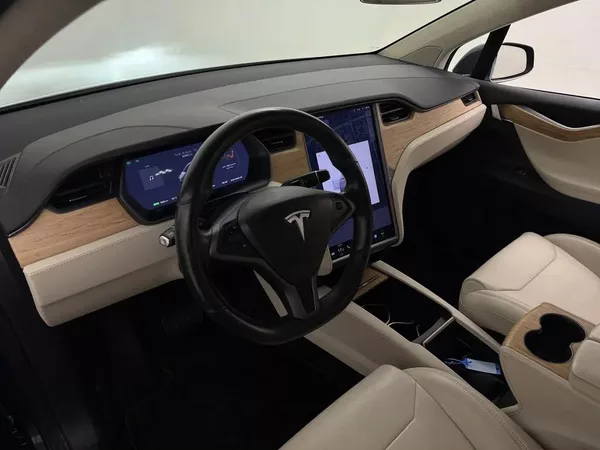 Tesla Model X 100D AWD 386kW FSD3 TZ SOH 88% - foto 3