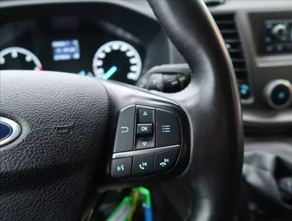 Ford Transit Custom 2,0 TDCi ČR 1 MAJITEL - foto 11