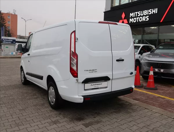 Ford Transit Custom 2,0 TDCi ČR 1 MAJITEL - foto 6