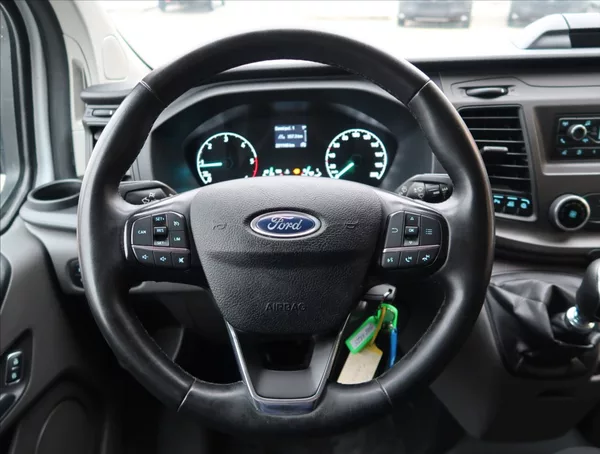 Ford Transit Custom 2,0 TDCi ČR 1 MAJITEL - foto 9