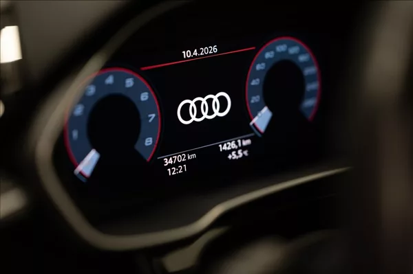Audi Q3 1,5 35 TFSI S-LINE NAVI VÝHŘEV - foto 17