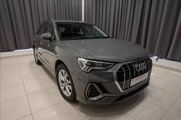Audi Q3 1,5 35 TFSI S-LINE NAVI VÝHŘEV - foto 3