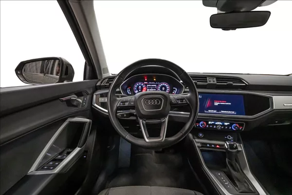 Audi Q3 1,5 35 TFSI S-LINE NAVI VÝHŘEV - foto 7