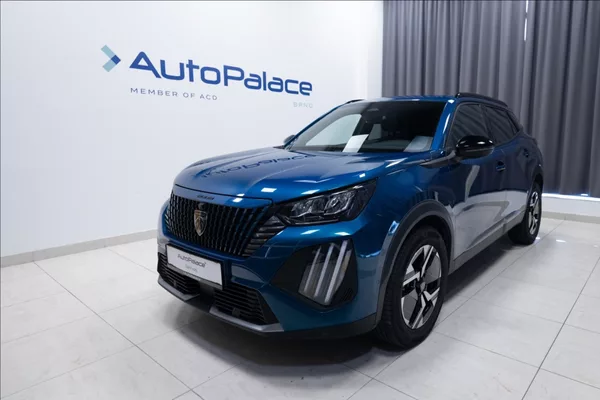 Peugeot 2008 1,2 HYBRID AT KAMERA 360° ČR