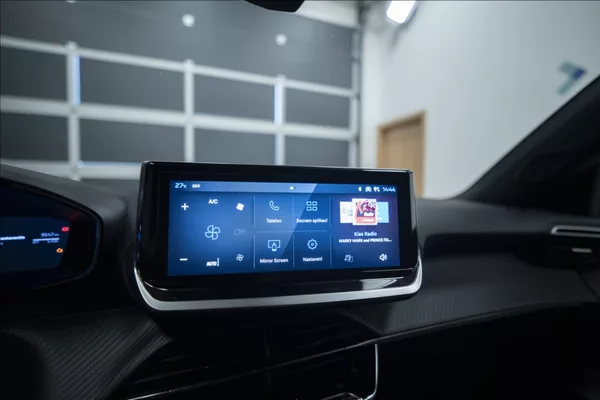 Peugeot 2008 1,2 HYBRID AT KAMERA 360° ČR - foto 32