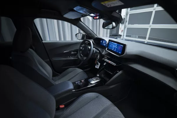 Peugeot 2008 1,2 HYBRID AT KAMERA 360° ČR - foto 7