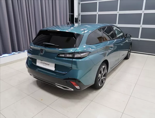 Peugeot 308 1,2 SW ALLURE 136e AUT - foto 4