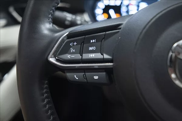 Mazda 6 2,5 SKYACTIV-G AT NAVI KŮŽE ČR - foto 23