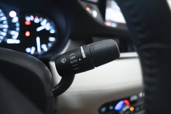 Mazda 6 2,5 SKYACTIV-G AT NAVI KŮŽE ČR - foto 28