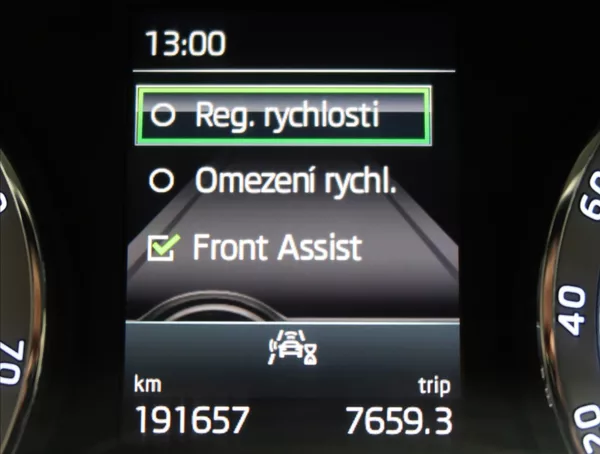 Škoda Karoq 1,5 TSI AMBITION+ ČR 1MAJITEL - foto 16
