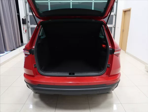 Škoda Karoq 1,5 TSI AMBITION+ ČR 1MAJITEL - foto 36