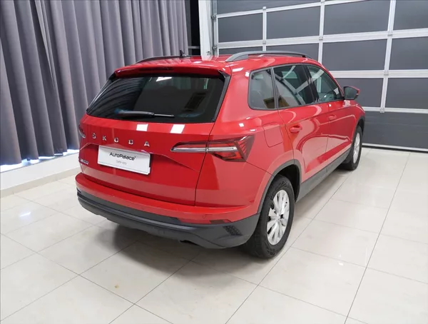 Škoda Karoq 1,5 TSI AMBITION+ ČR 1MAJITEL - foto 4
