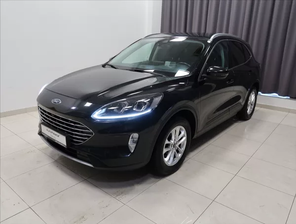 Ford Kuga 2,0 TDCI AUT 4x4 ČR 1 MAJITEL