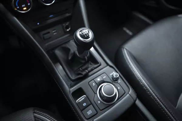 Mazda CX-3 2,0 SKYACTIV AWD KAMERA VÝHŘEV - foto 21