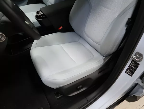 Volvo EX30 Ultra Single Motor RWD - foto 23