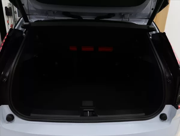 Volvo EX30 Ultra Single Motor RWD - foto 9