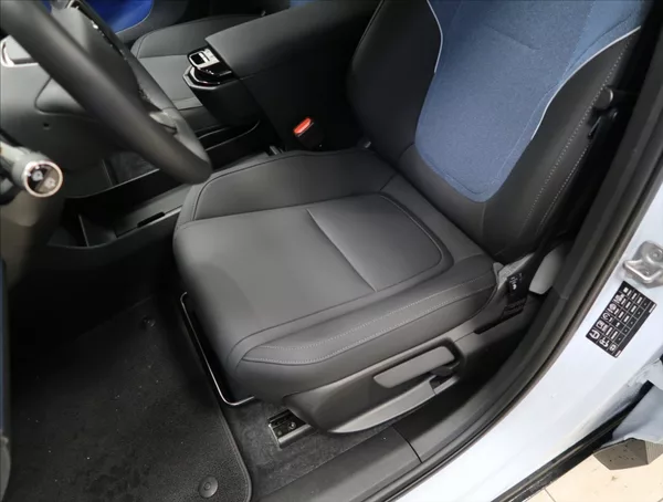 Volvo EX30 Single RWD PLUS - foto 23