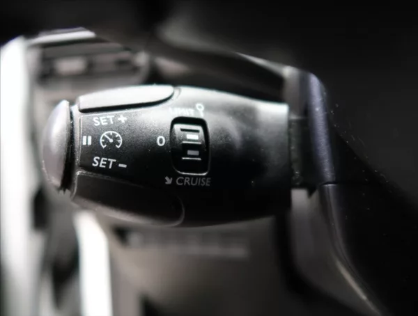 Peugeot Partner 1,5 HDI ČR 1 MAJITEL - foto 14