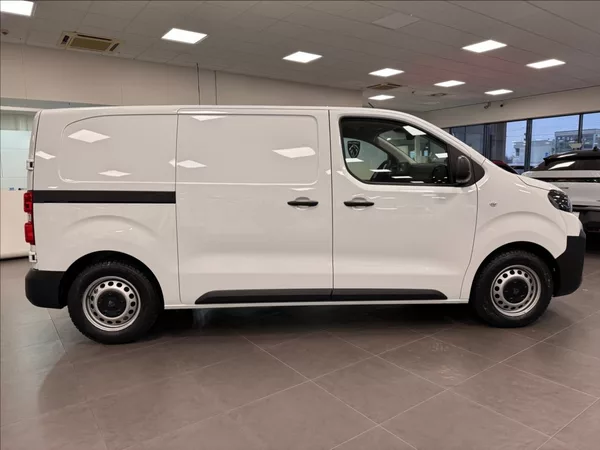 Peugeot Expert 2,2 FURGON L2 BHDi 150 S&S M6 - foto 6