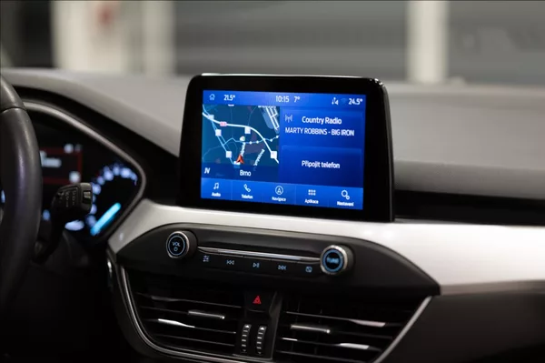 Ford Focus 1,5 TDCi NAVI VÝHŘEV VOLANTU - foto 13