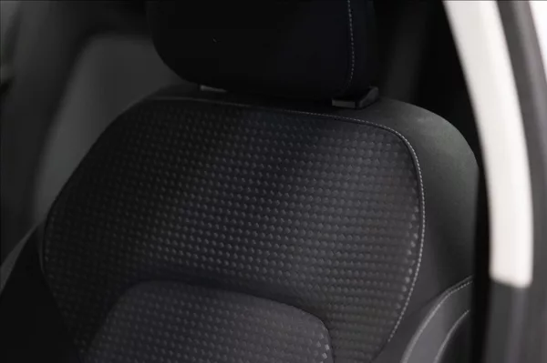 Ford Focus 1,5 TDCi NAVI VÝHŘEV VOLANTU - foto 19