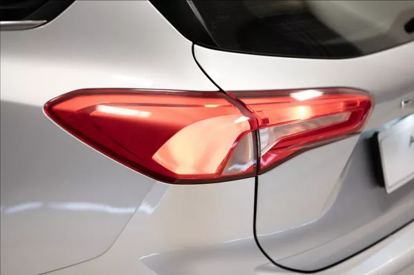 Ford Focus 1,5 TDCi NAVI VÝHŘEV VOLANTU - foto 23