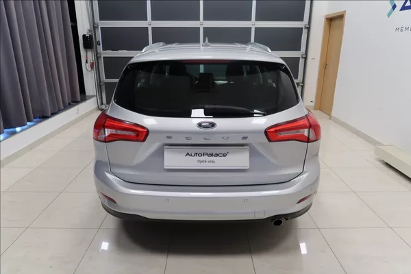Ford Focus 1,5 TDCi NAVI VÝHŘEV VOLANTU - foto 5