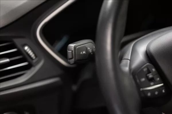 Ford Focus 1,5 TDCi NAVI VÝHŘEV VOLANTU - foto 9
