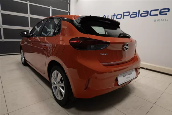 Opel Corsa 1,2 i KLIMA VÝHŘEV VOLANTU - foto 6