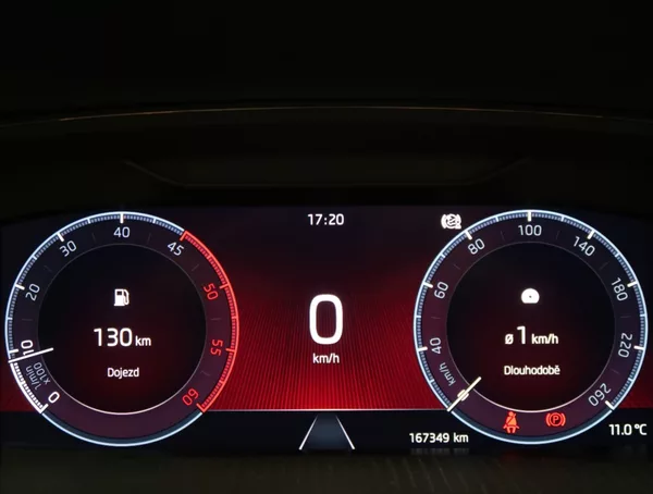 Škoda Octavia 2,0 TDI ČR 1 MAJITEL - foto 16