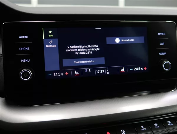 Škoda Octavia 2,0 TDI ČR 1 MAJITEL - foto 26