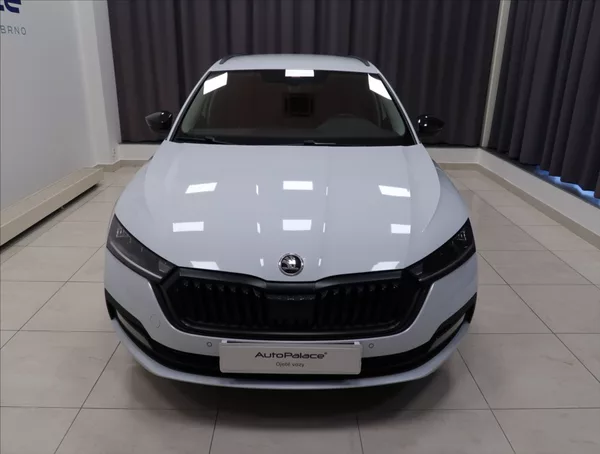 Škoda Octavia 2,0 TDI ČR 1 MAJITEL - foto 3