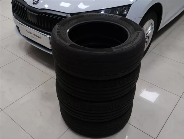 Škoda Octavia 2,0 TDI ČR 1 MAJITEL - foto 46