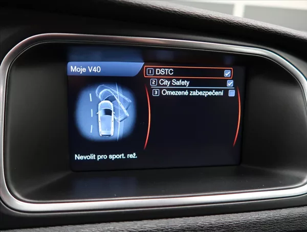 Volvo V40 1,6 D2 - foto 19