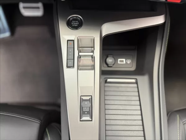 Peugeot 308 1,2 Hybrid 136 e-DSC6 SW GT - foto 9