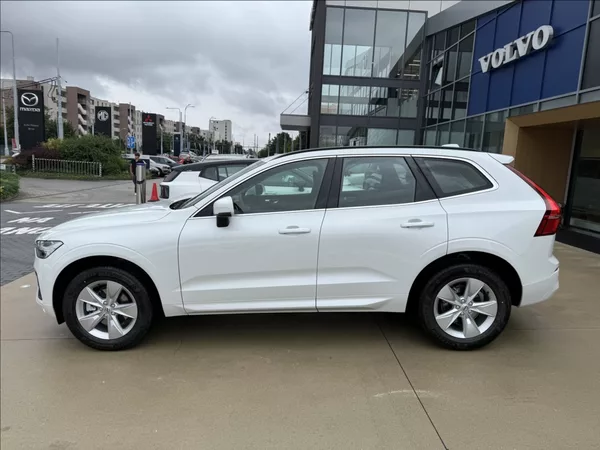 Volvo XC60 2,0 B5 AWD CORE - foto 3