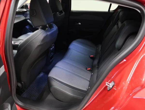 Peugeot 308 1,2 ALLURE PureTech 130 AUT - foto 8