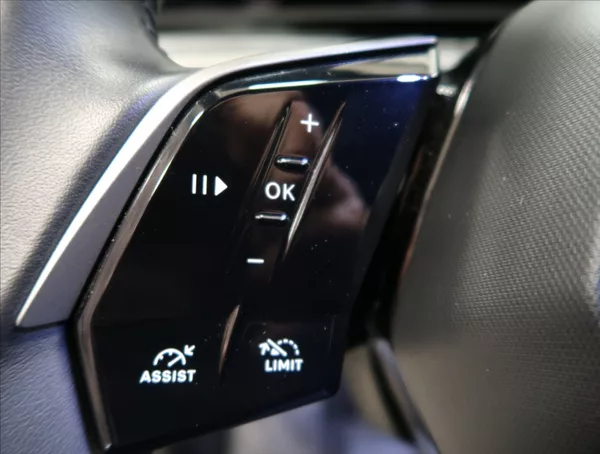 Peugeot 3008 1,2 ALLURE Hybrid 145 e-DCS6 - foto 16