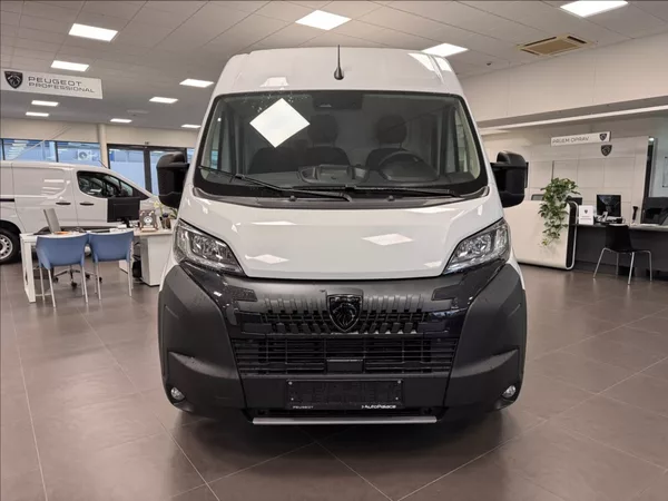 Peugeot Boxer 2,2 Furgon 3500 L3H2 BlueHDi 1 - foto 6