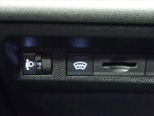 Peugeot 308 1,2 ALLURE PureTech 130 - foto 19