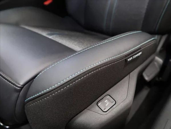 Peugeot 308 1,5 SW ALLURE PACK 130 AUT - foto 33