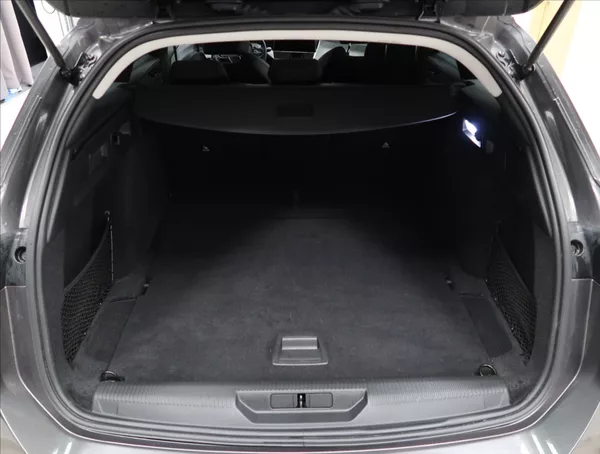 Peugeot 308 1,5 SW ALLURE PACK 130 AUT - foto 37